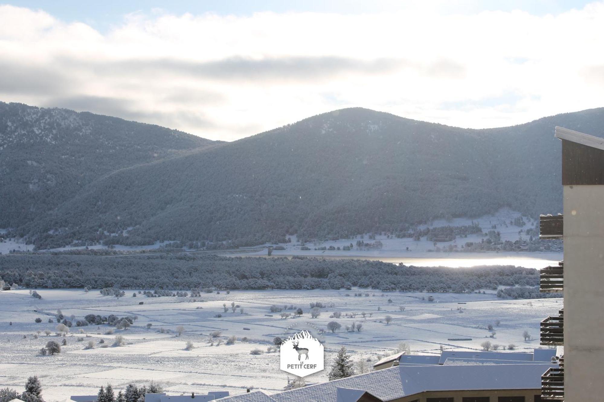 Le Petit Ours & Le Petit Cerf - Studios Vue Lac & Montagnes Les Angles  Dış mekan fotoğraf